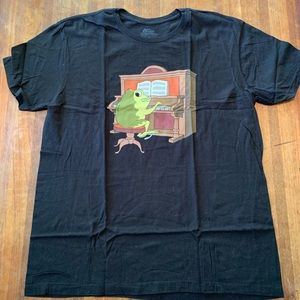 Black over the garden wall tee xl